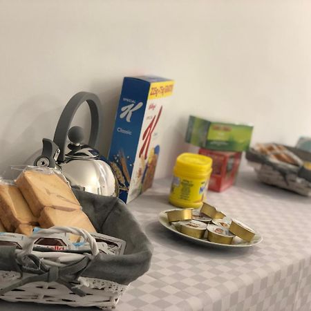Stabile139 Bed and Breakfast Palermo Buitenkant foto